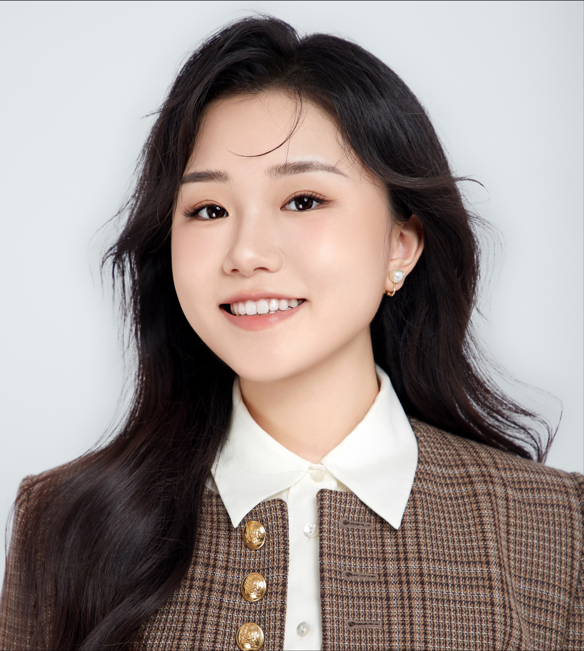 Xiwen Headshot of Xiwen